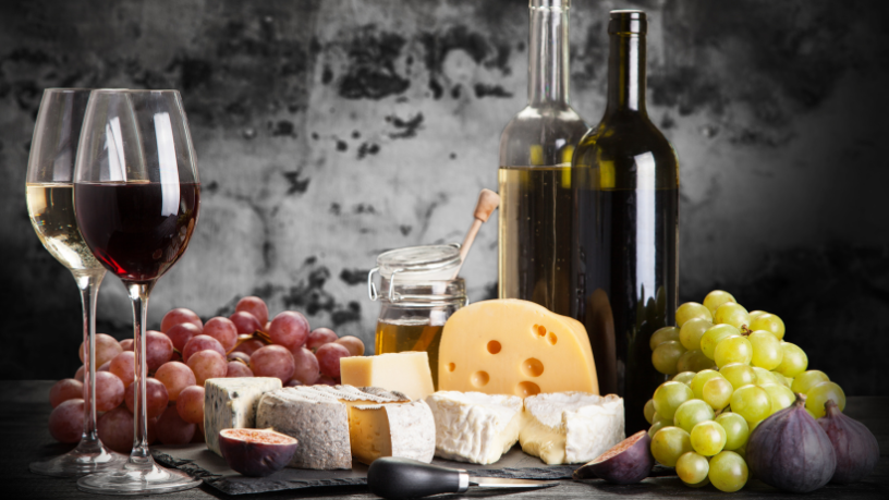 Leonardo Rocha de Almeida Abreu convida você a explorar a tradição dos vinhos franceses e queijos artesanais.