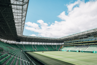 A eficiência operacional, analisada por Luciano Colicchio Fernandes, se consolida como fator decisivo para a competitividade dos clubes modernos.