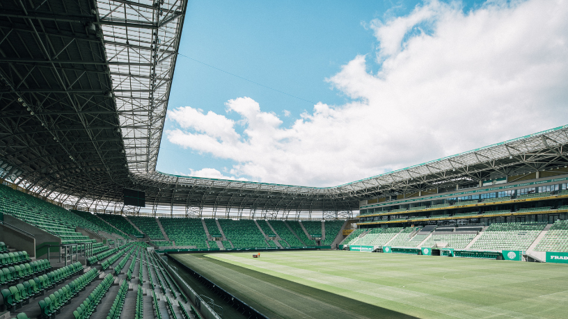 A eficiência operacional, analisada por Luciano Colicchio Fernandes, se consolida como fator decisivo para a competitividade dos clubes modernos.