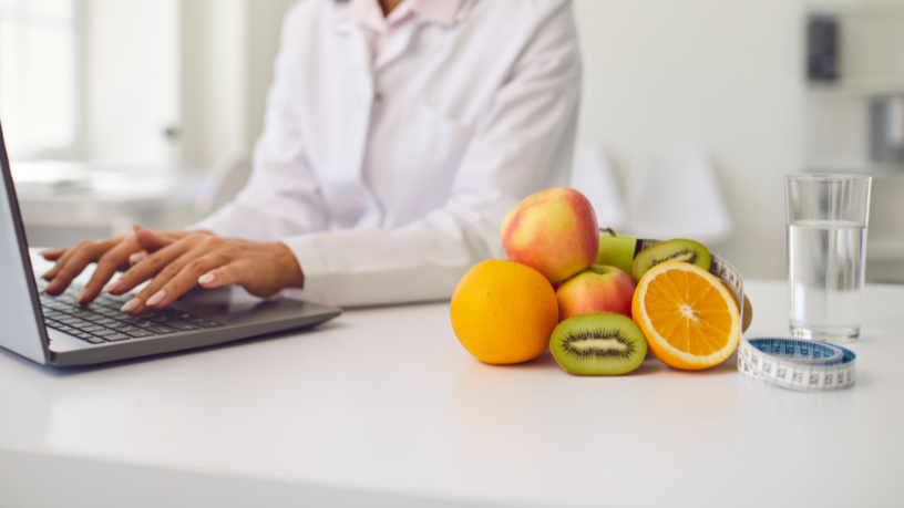 Nova regra para nutricionistas e inteligência artificial: o que muda na prática e por que isso redefine a confiança profissional na era digital