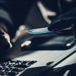 Brasil acelera regulação da inteligência artificial e combate a deepfakes em meio à pressão eleitoral e avanço de fraudes digitais em 2026